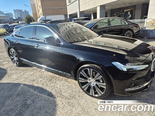 Volvo S90 — фото 1