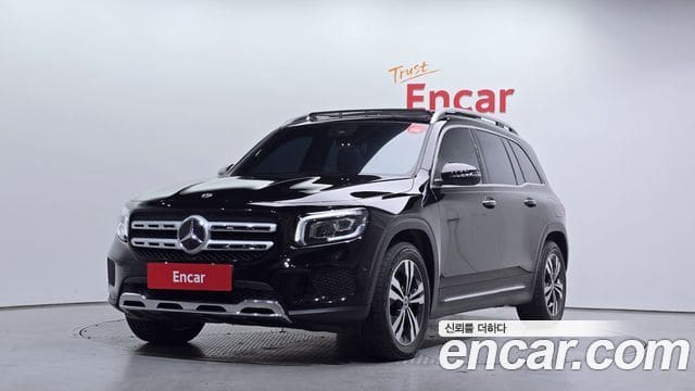 Mercedes-Benz GLB-Class — фото 1