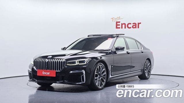 BMW 7 Series — фото 1