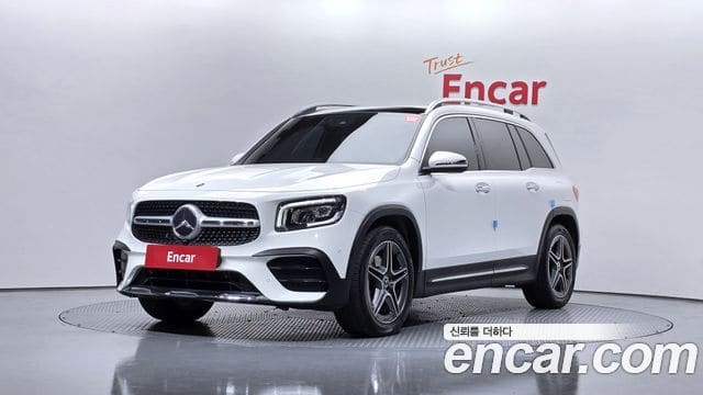 Mercedes-Benz GLB-Class — фото 1