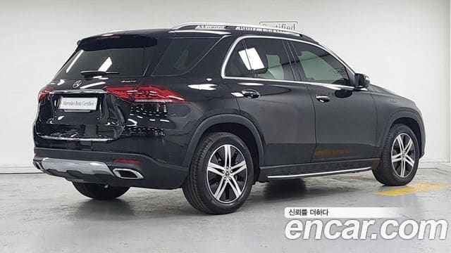 Mercedes-Benz GLE-Class — фото 1