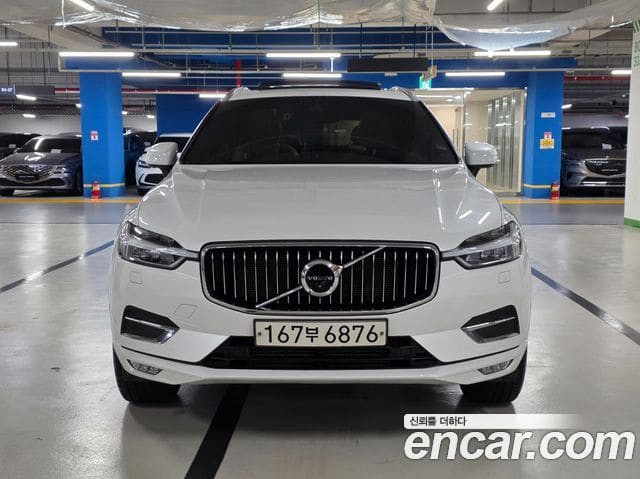 Volvo XC60 — фото 1