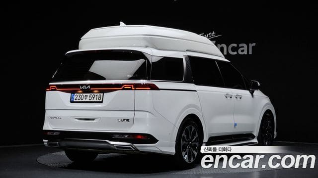 Kia Carnival — фото 1
