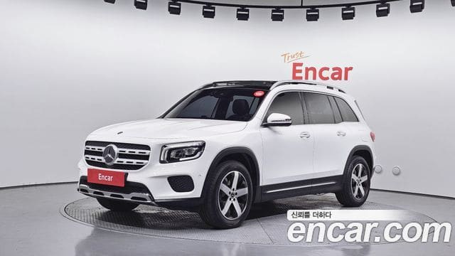 Mercedes-Benz GLB-Class — фото 1