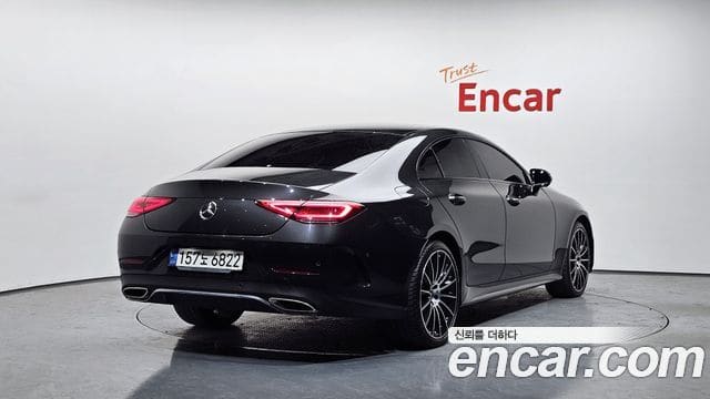 Mercedes-Benz CLS-Class — фото 1