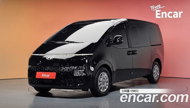 Hyundai Staria — фото 1