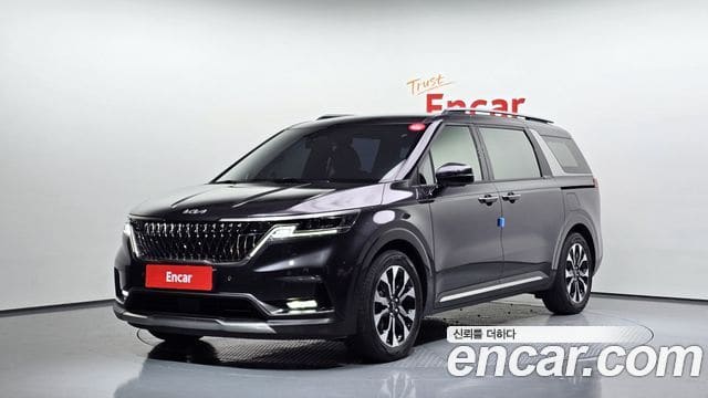 Kia Carnival — фото 1