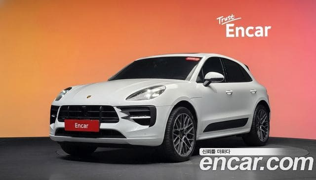 Porsche Macan — фото 1