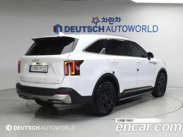 Kia Sorento — фото 1