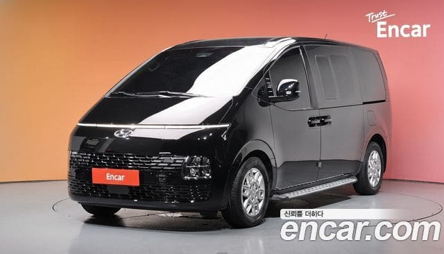 Hyundai Staria — фото 1