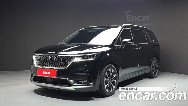 Kia Carnival — фото 1