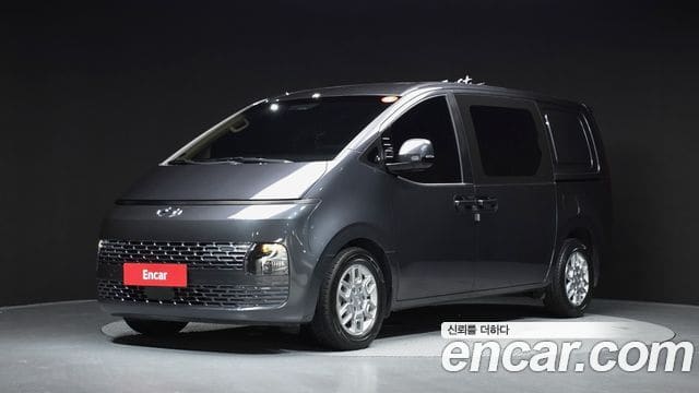 Hyundai Staria — фото 1