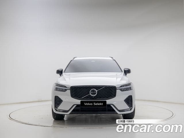 Volvo XC60 — фото 1