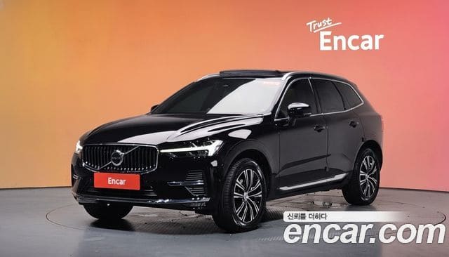 Volvo XC60 — фото 1