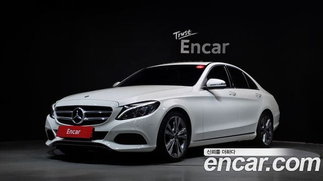 Mercedes-Benz C-Class — фото 1