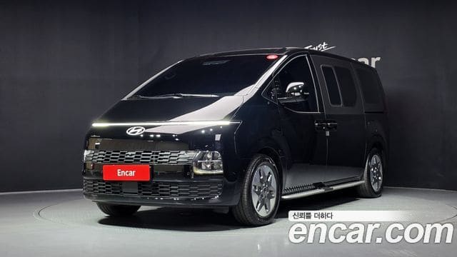 Hyundai Staria — фото 1