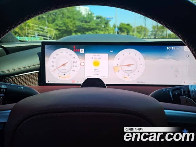 Genesis Electrified G80