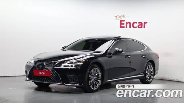 Lexus LS500h