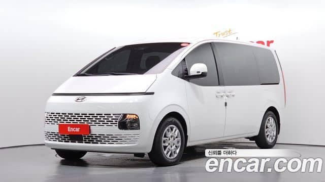 Hyundai Staria