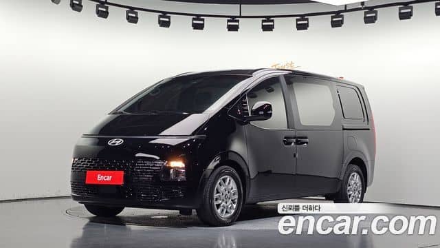 Hyundai Staria