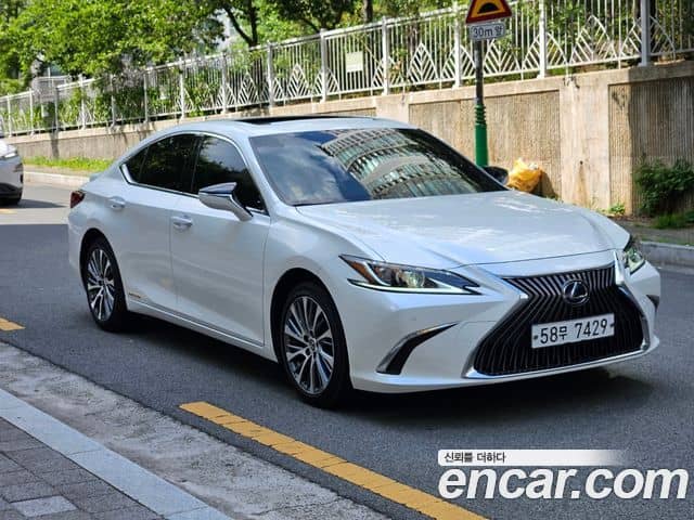 Lexus ES300h