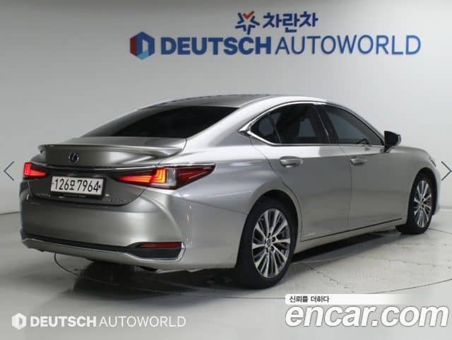 Lexus ES300h
