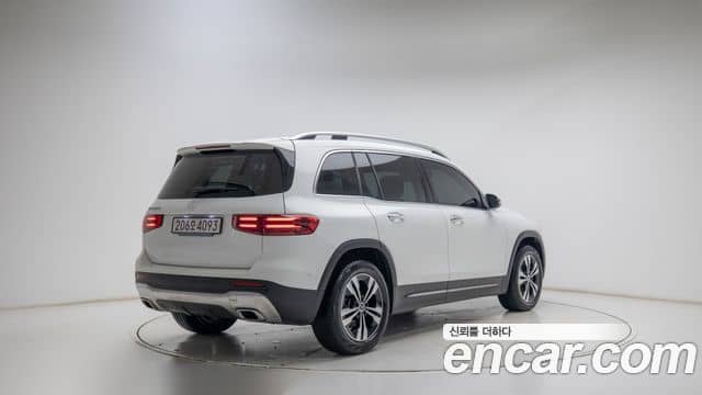 Mercedes-Benz GLB-Class