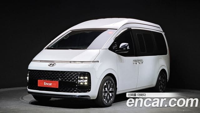 Hyundai Staria — фото 1