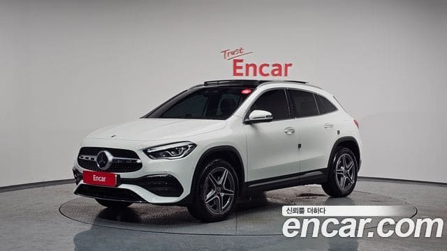 Mercedes-Benz GLA-Class — фото 1