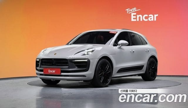 Porsche Macan — фото 1