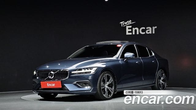 Volvo S60 — фото 1