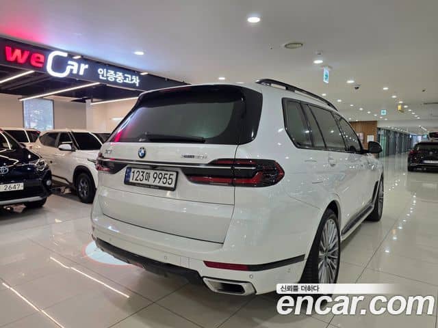 BMW X7