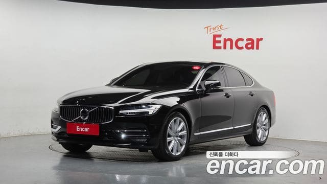 Volvo S90 — фото 1