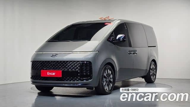 Hyundai Staria