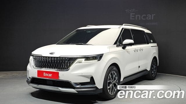 Kia Carnival — фото 1