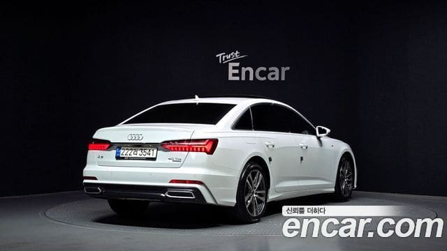 Audi A6 — фото 1