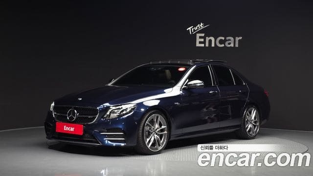Mercedes-Benz E-Class — фото 1