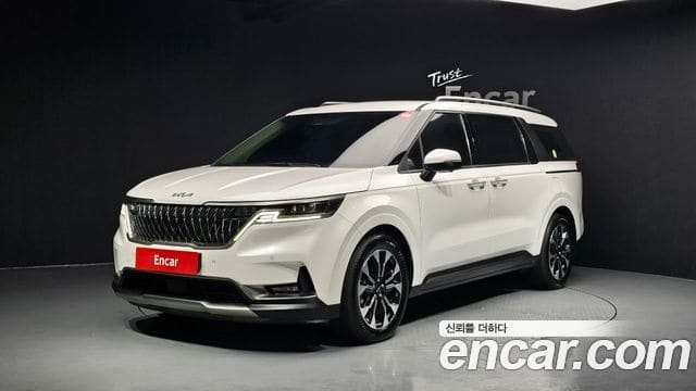 Kia Carnival — фото 1