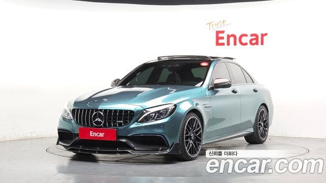 Mercedes-Benz C-Class — фото 1