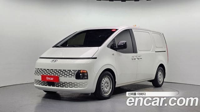 Hyundai Staria — фото 1