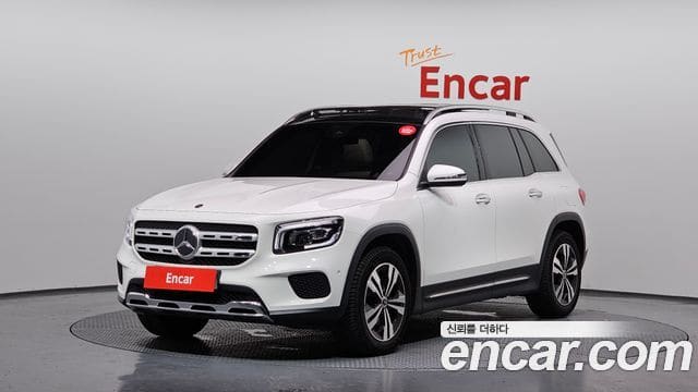 Mercedes-Benz GLB-Class — фото 1