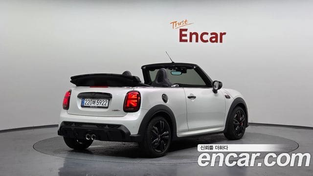 Mini Cooper S Convertible — фото 1