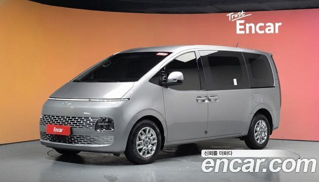 Hyundai Staria — фото 1