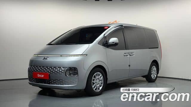 Hyundai Staria