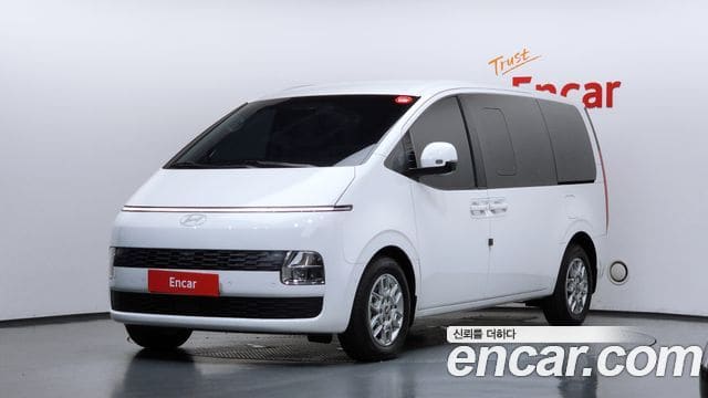 Hyundai Staria — фото 1