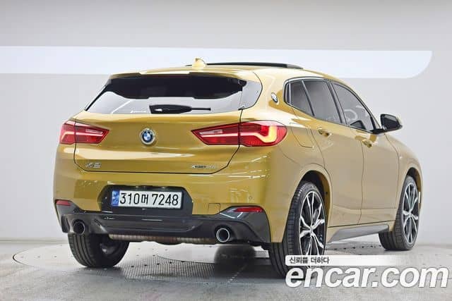BMW X2