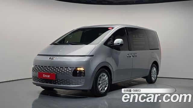 Hyundai Staria