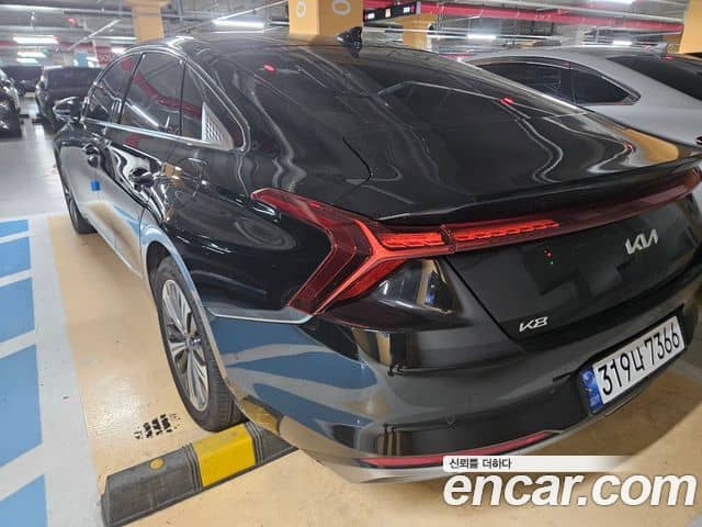 Kia K8