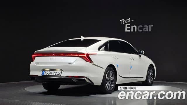 Kia K8