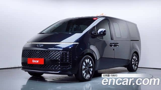 Hyundai Staria
